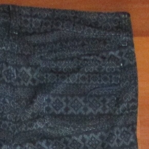 American Eagle Outfitters Tribal Print Jeggings - Sz 10 - Picture 10 of 12